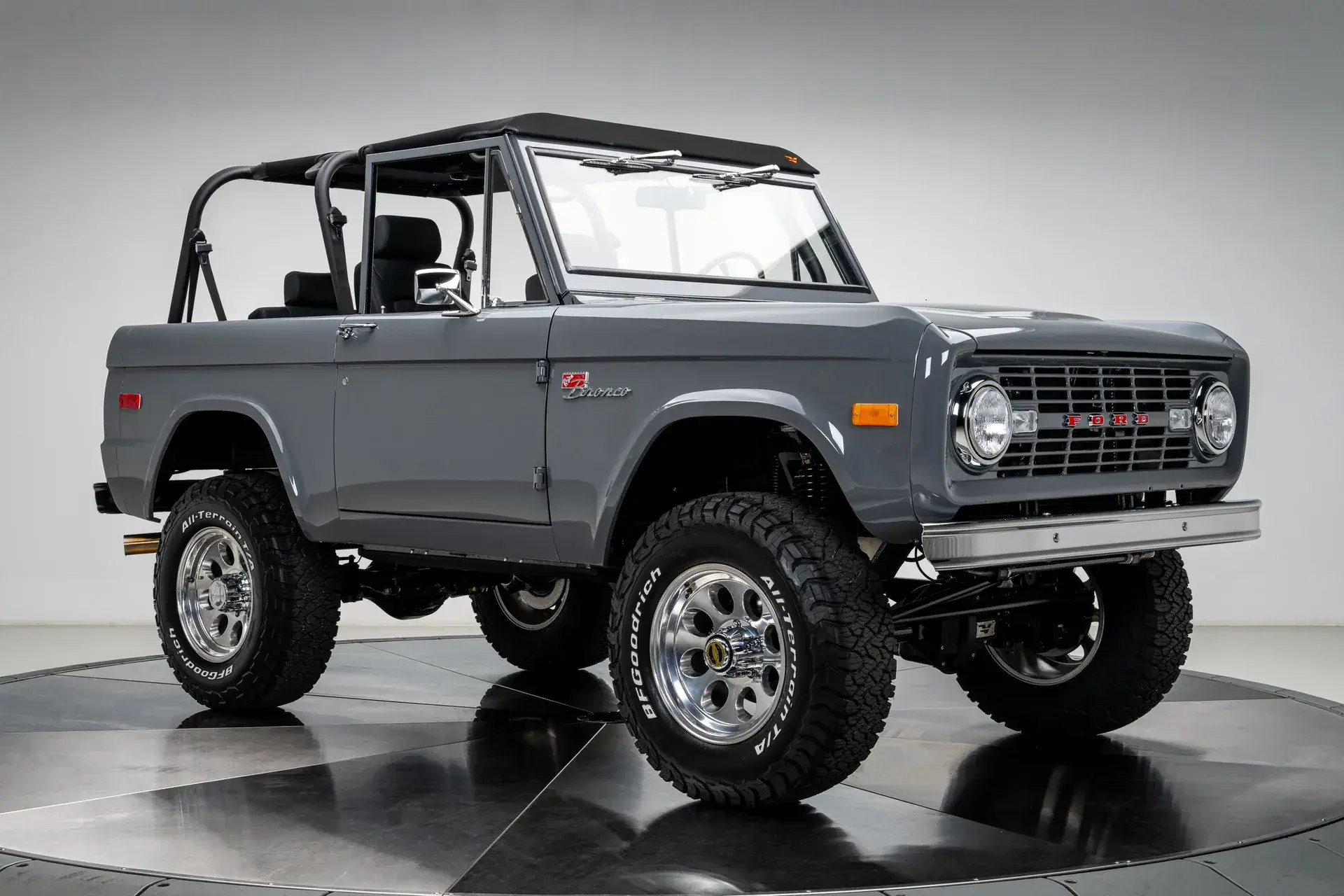 Velocity-Built 1972 Ford Bronco