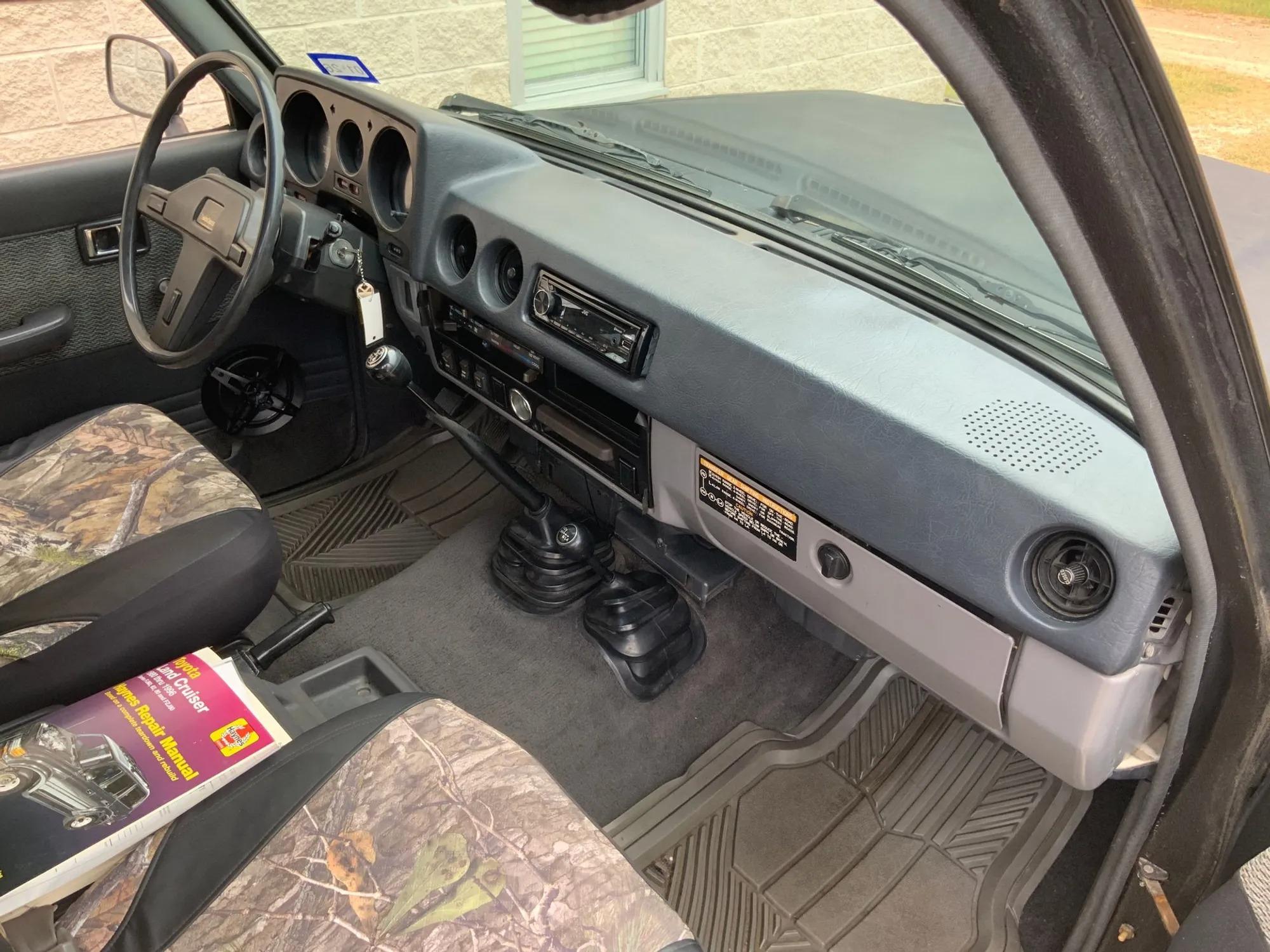 1985 Toyota Land Cruiser FJ60