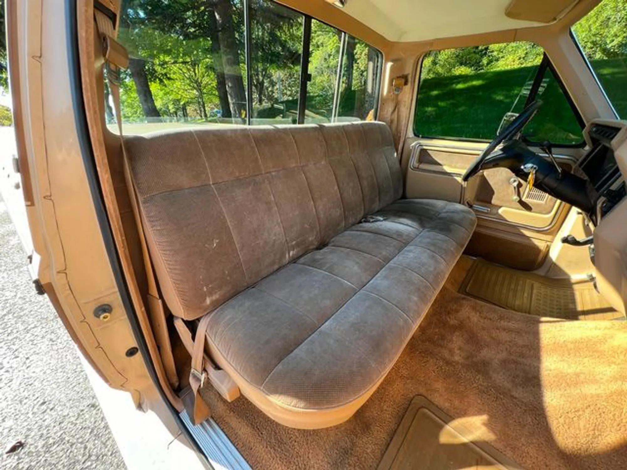 1985 Ford F-250 XLT Lariat Explorer