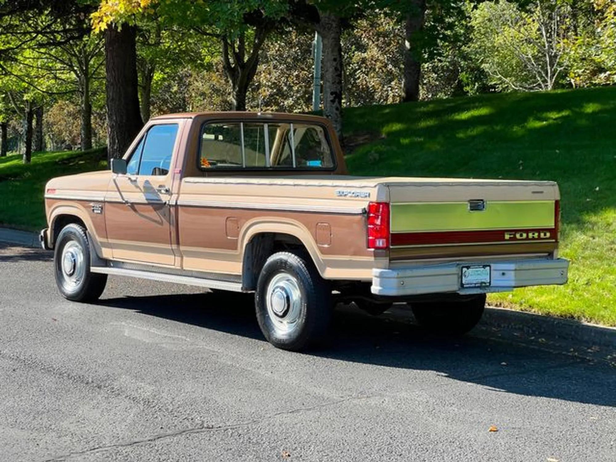 1985 Ford F-250 XLT Lariat Explorer - 5