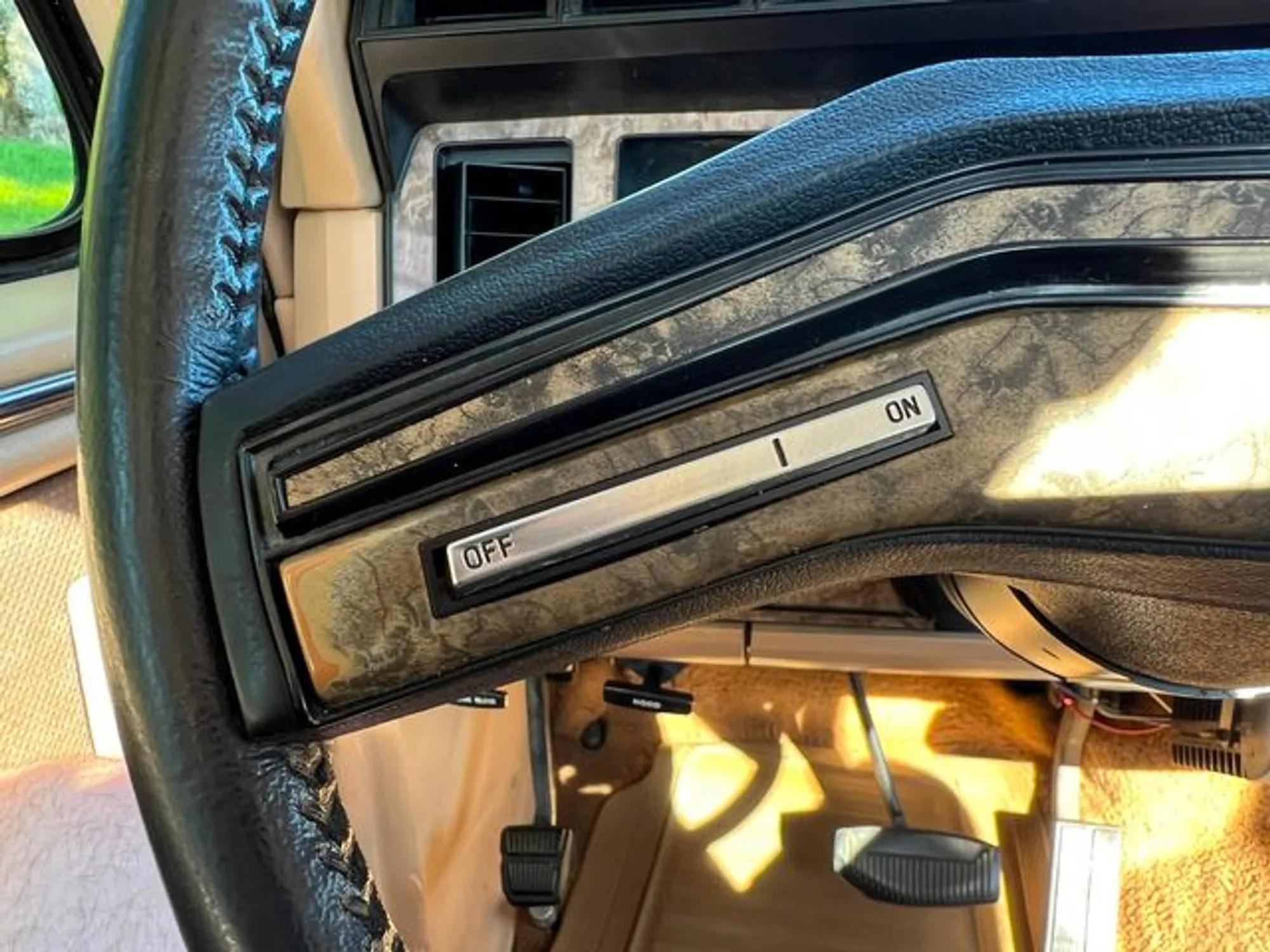 1985 Ford F-250 XLT Lariat Explorer