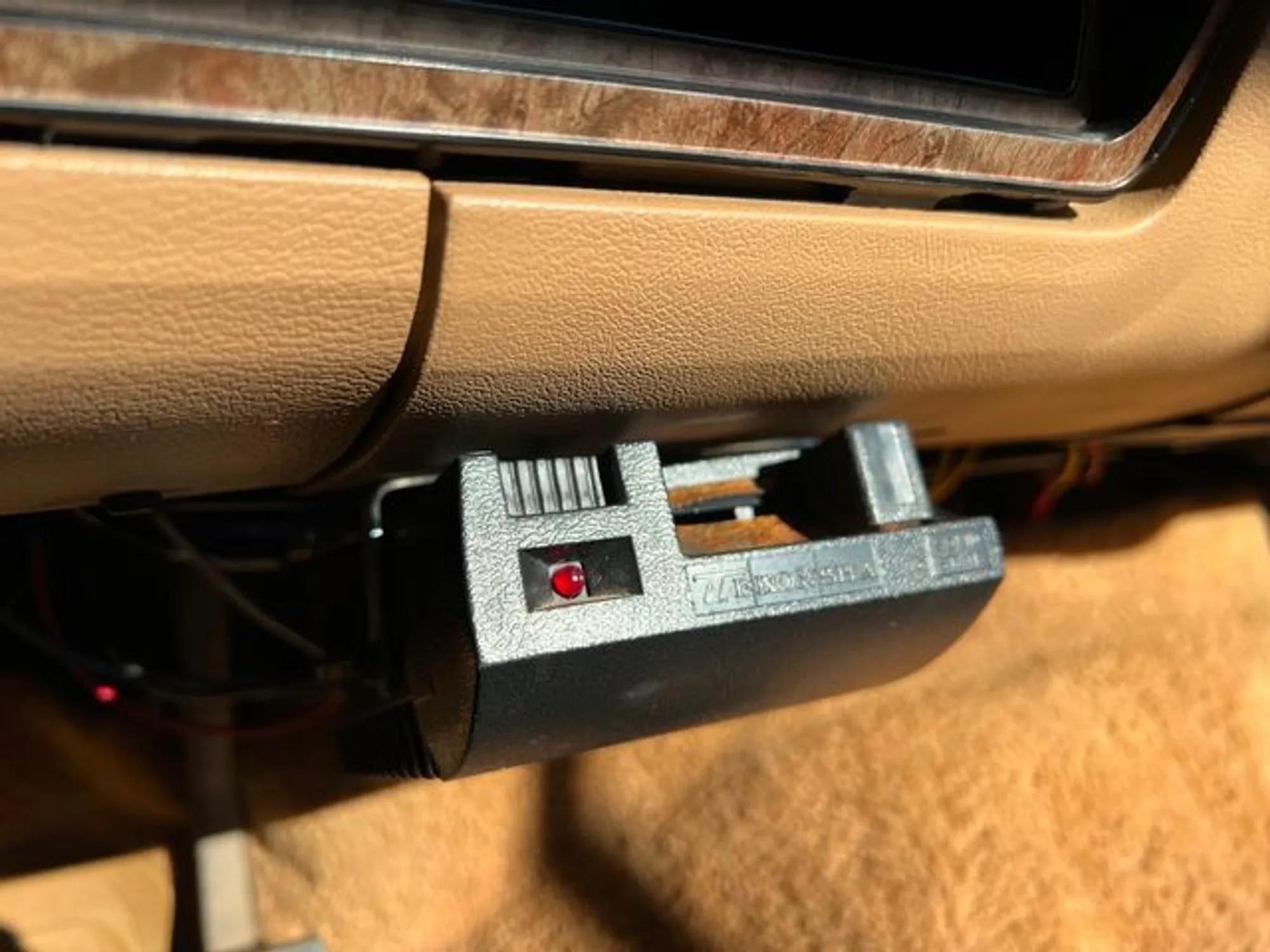 1985 Ford F-250 XLT Lariat Explorer