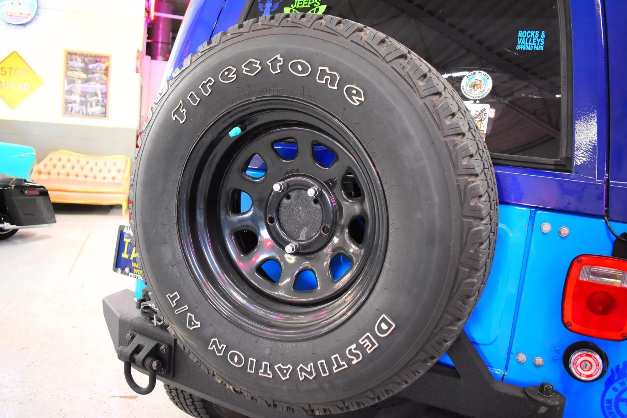 6.0L V8-Powered 1976 Jeep CJ-7 Levi's Edition