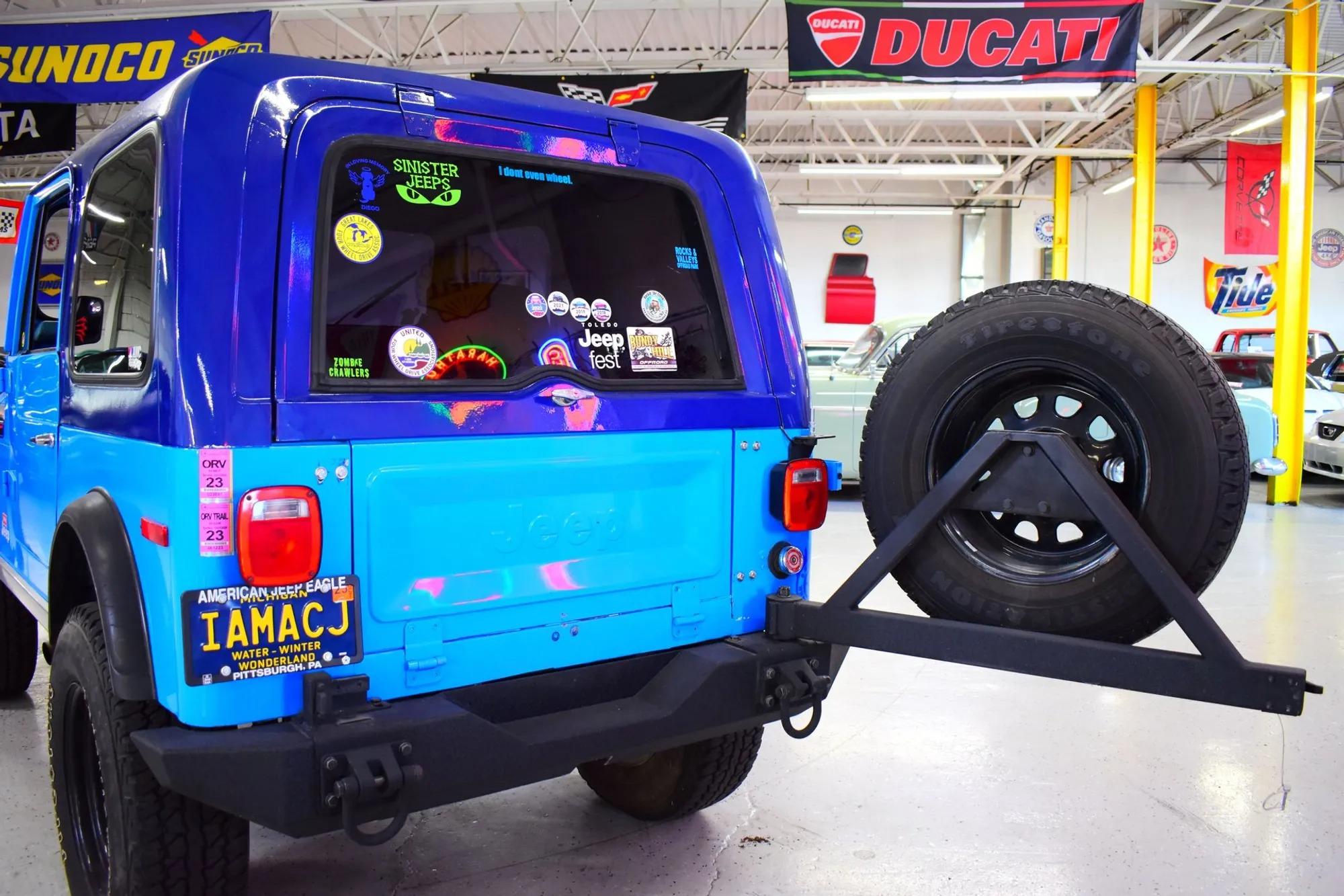 6.0L V8-Powered 1976 Jeep CJ-7 Levi's Edition