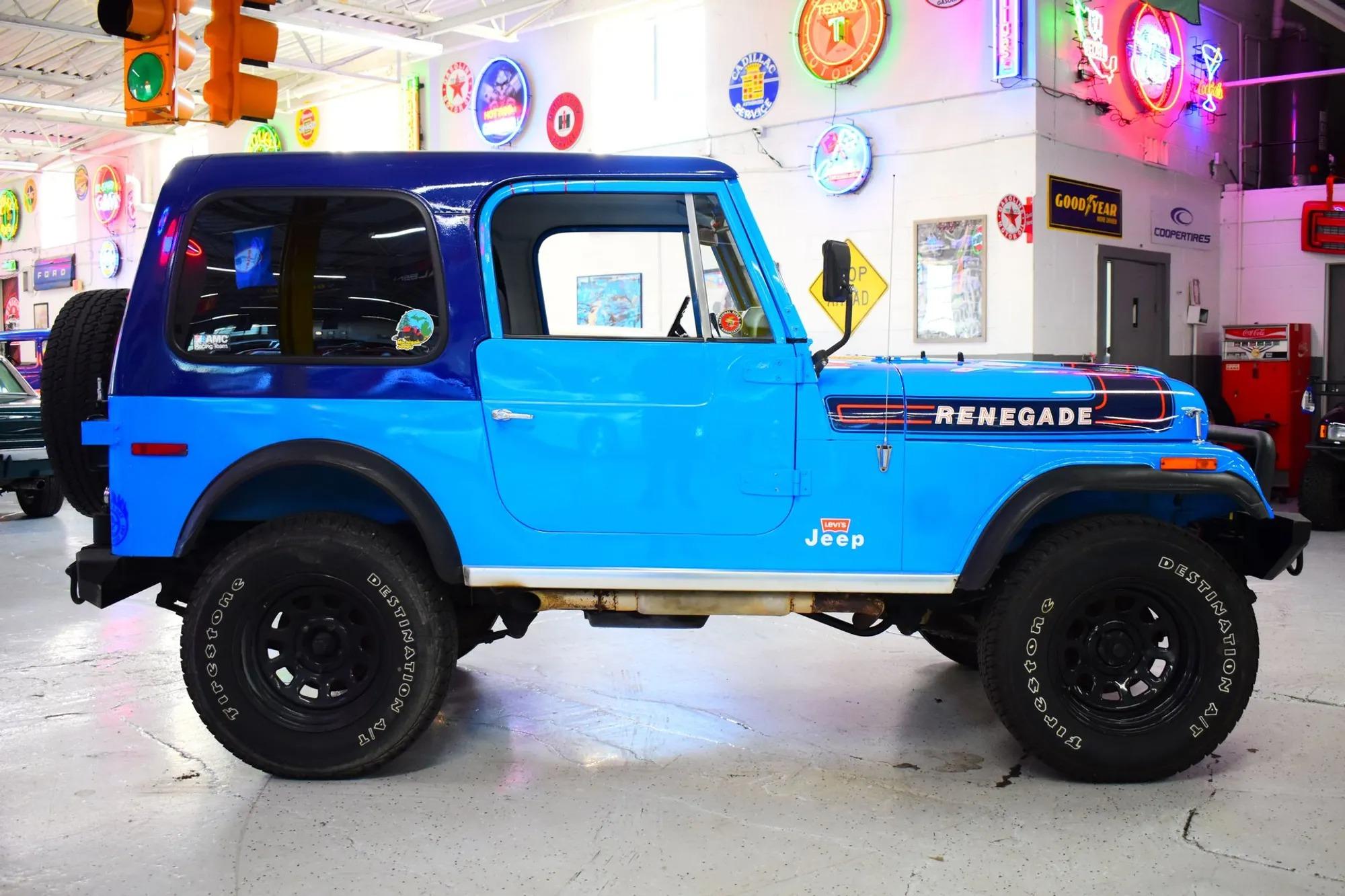 6.0L V8-Powered 1976 Jeep CJ-7 Levi's Edition - 5