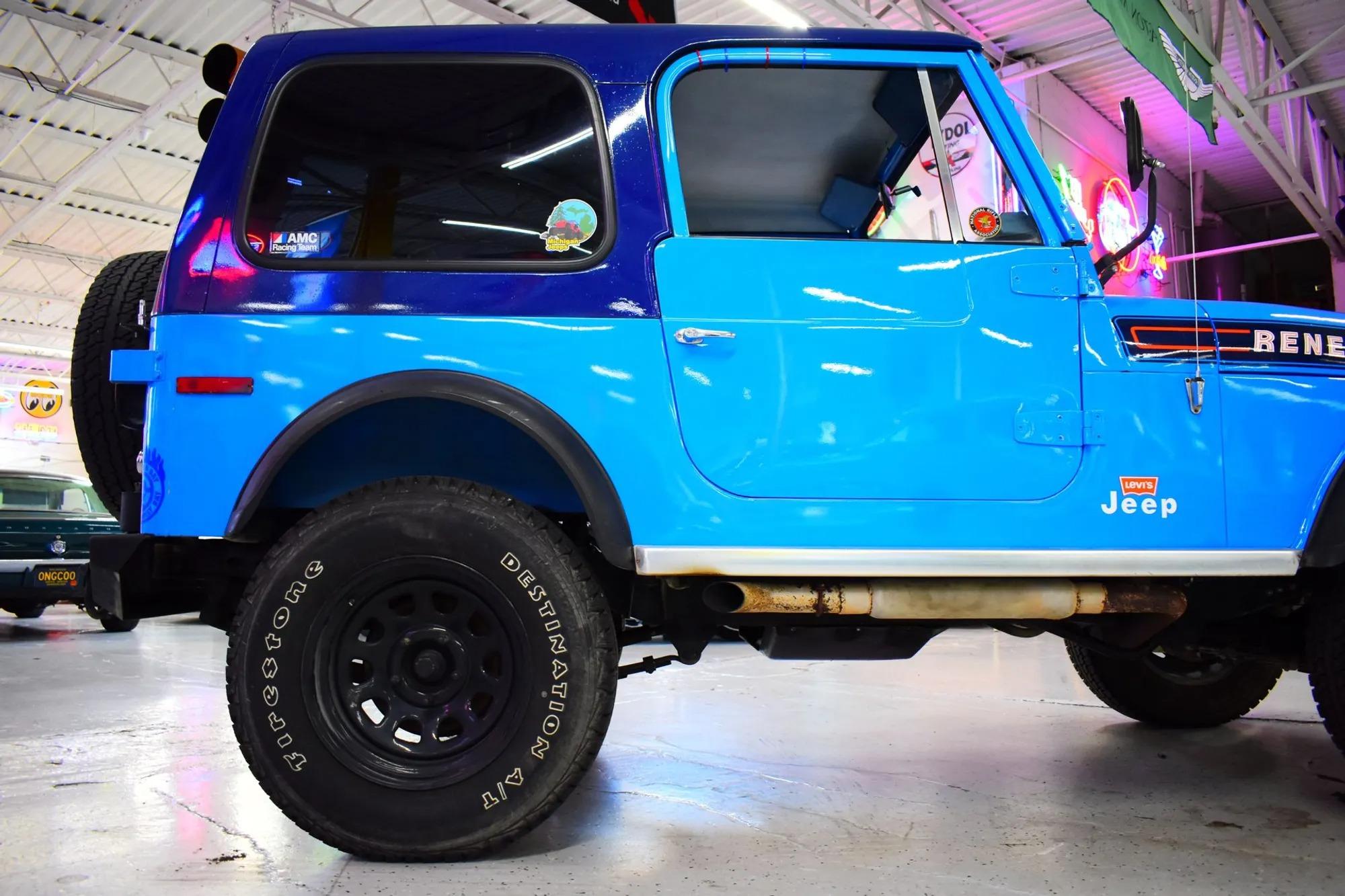 6.0L V8-Powered 1976 Jeep CJ-7 Levi's Edition