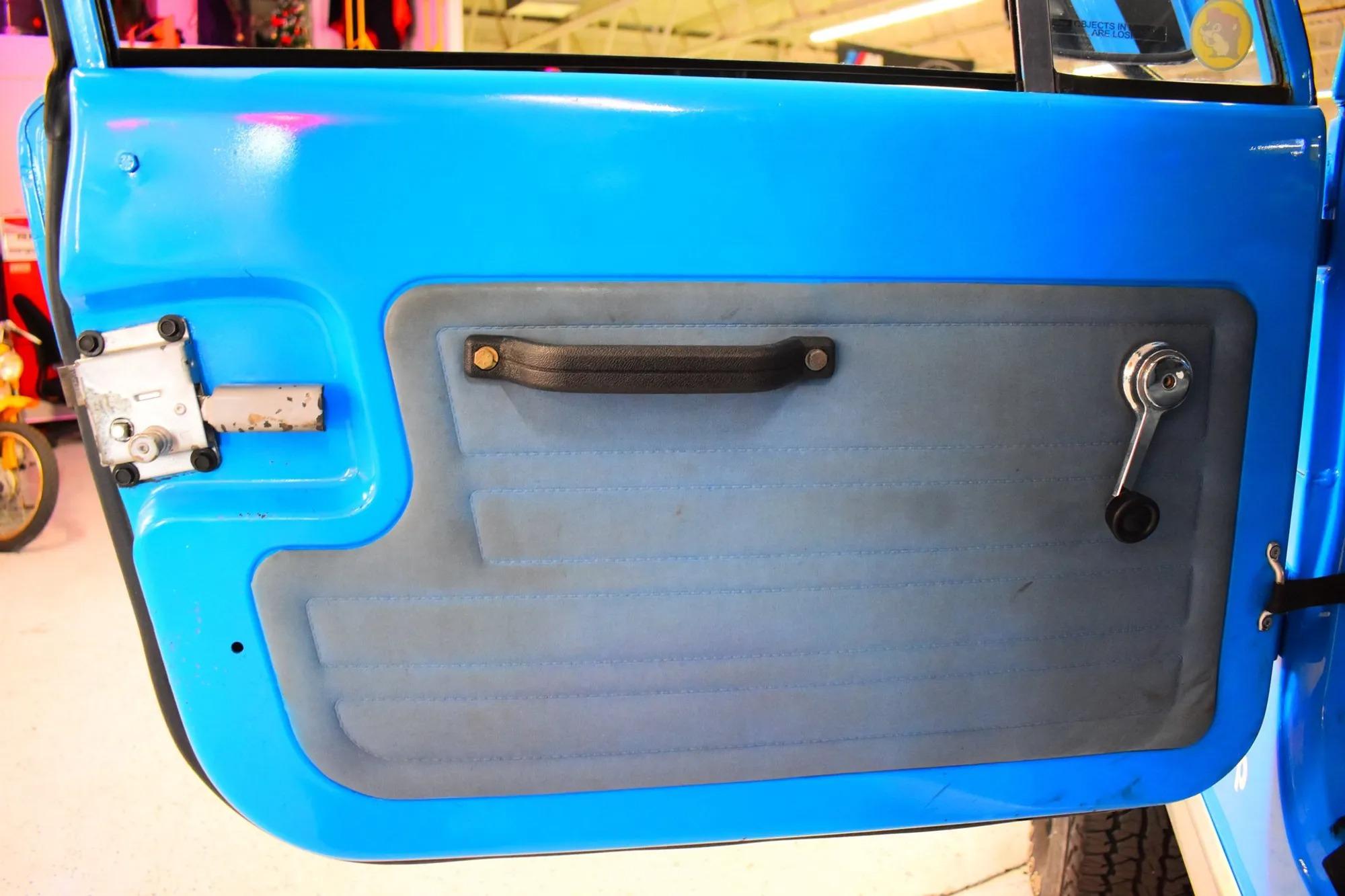 6.0L V8-Powered 1976 Jeep CJ-7 Levi's Edition