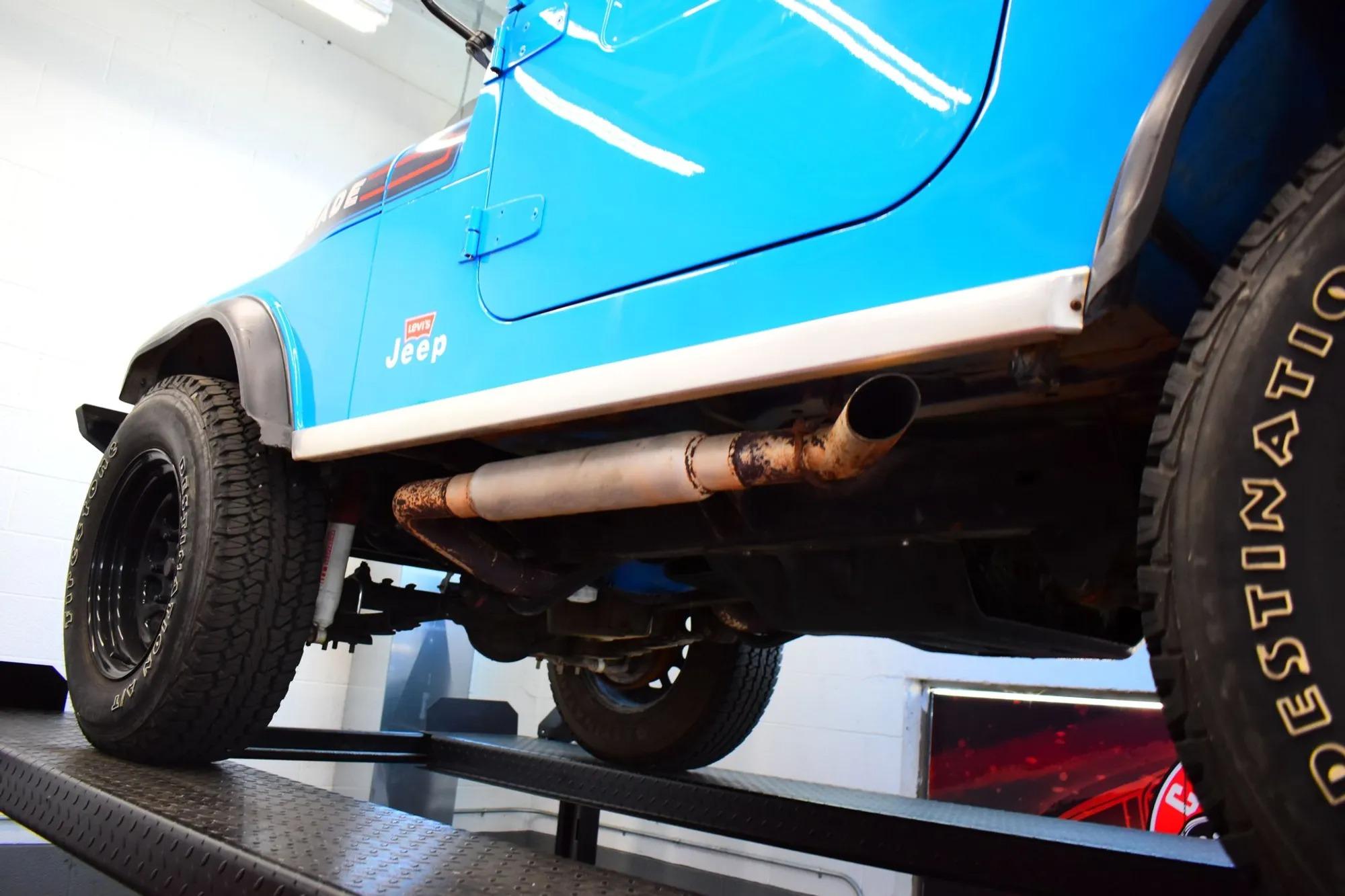 6.0L V8-Powered 1976 Jeep CJ-7 Levi's Edition