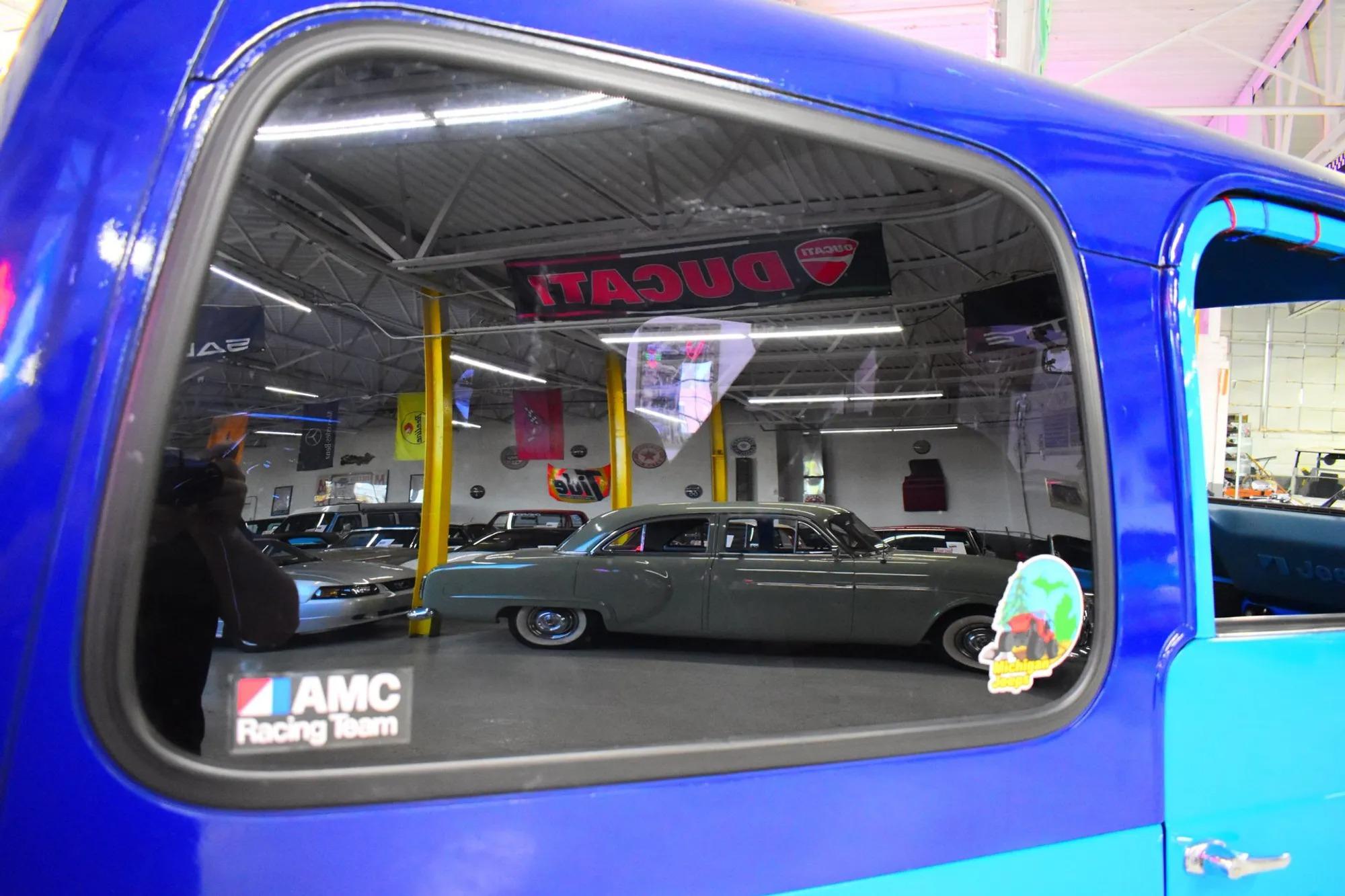 6.0L V8-Powered 1976 Jeep CJ-7 Levi's Edition