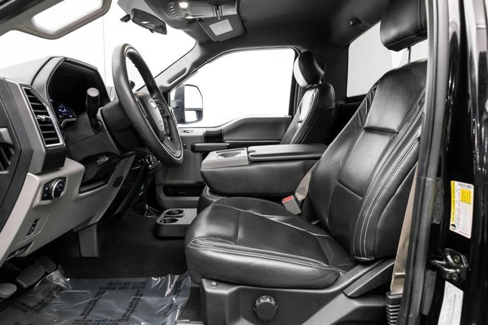 2017 Ford F-350 Super Duty XLT