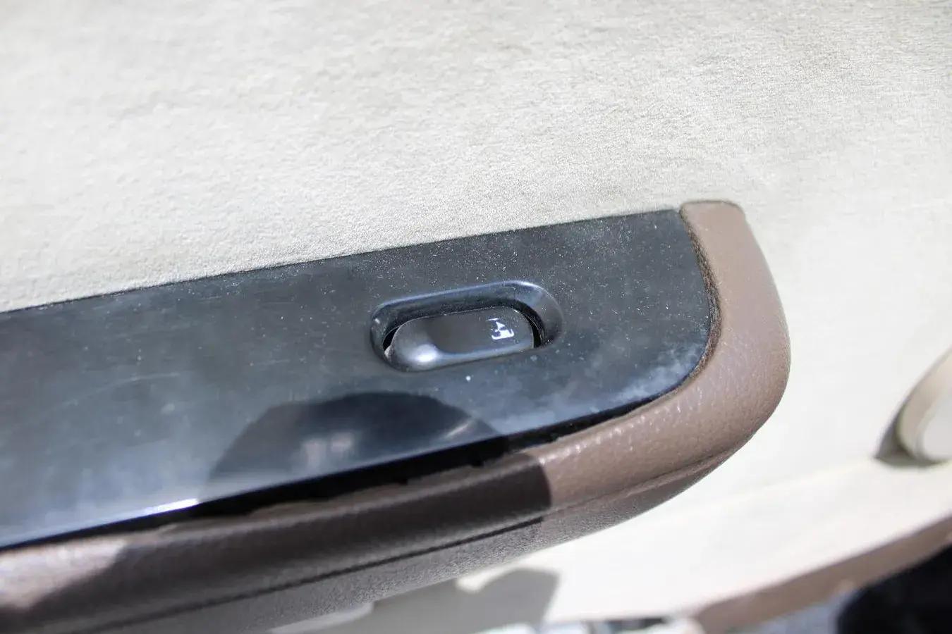 1995 Nissan Caravan Royale