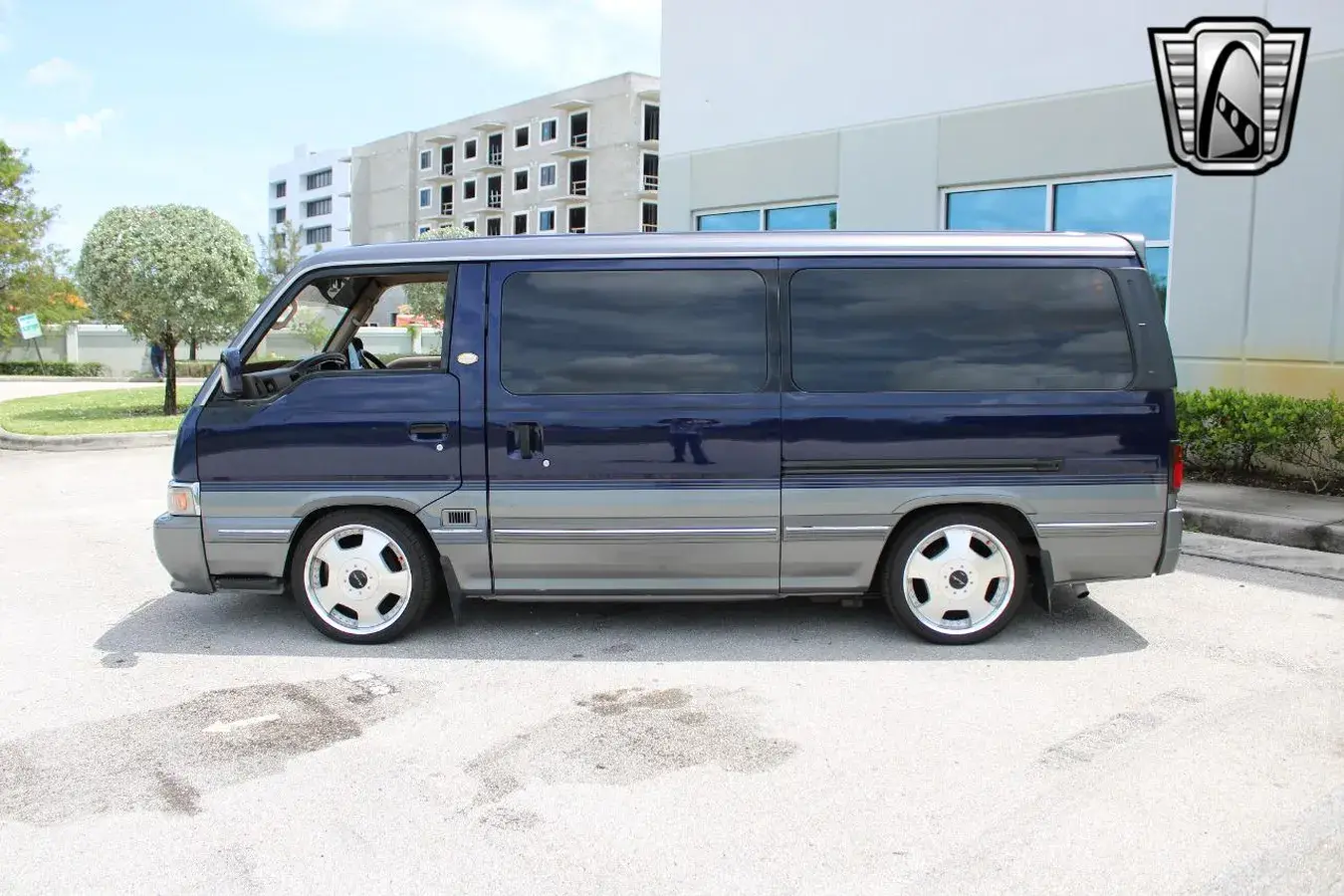 1995 Nissan Caravan Royale - 2