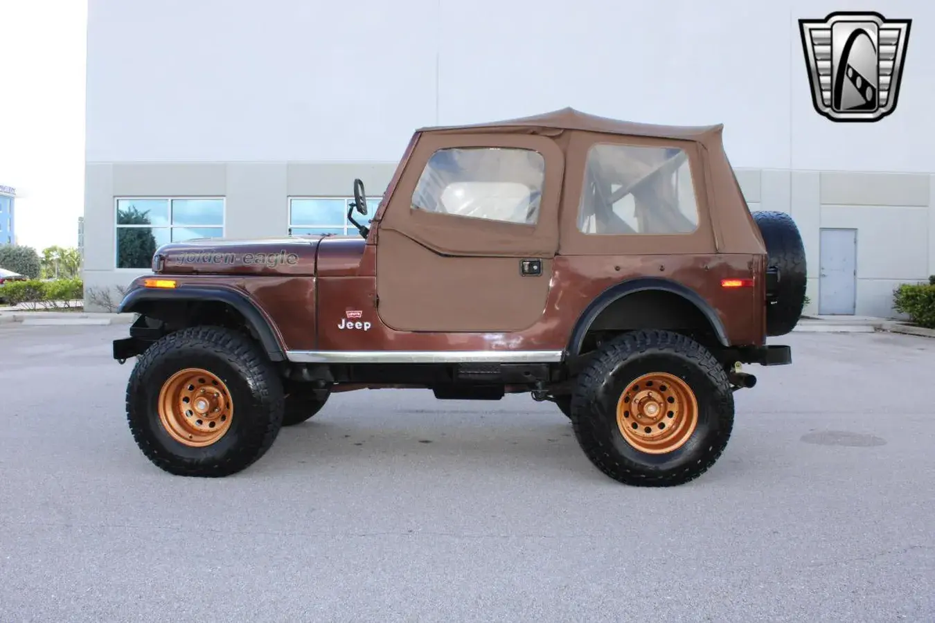 1977 Jeep CJ-7 Golden Eagle - 2
