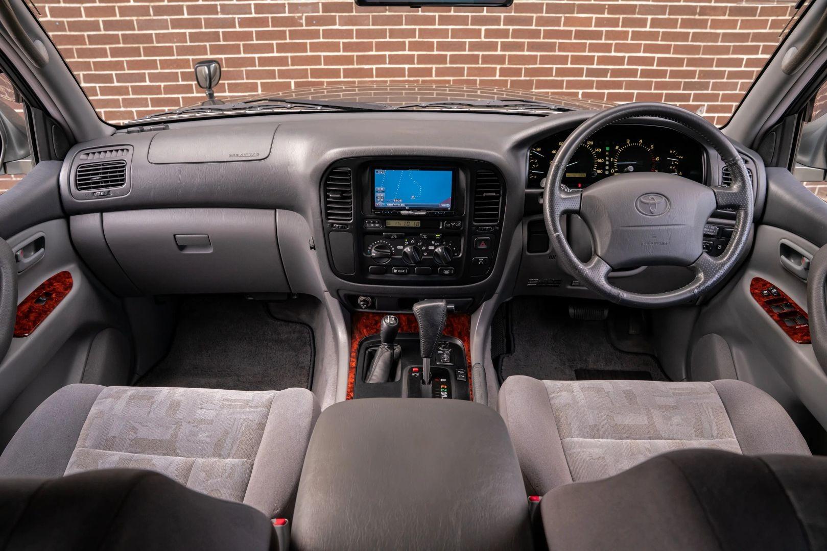 1999 Toyota Land Cruiser - 4