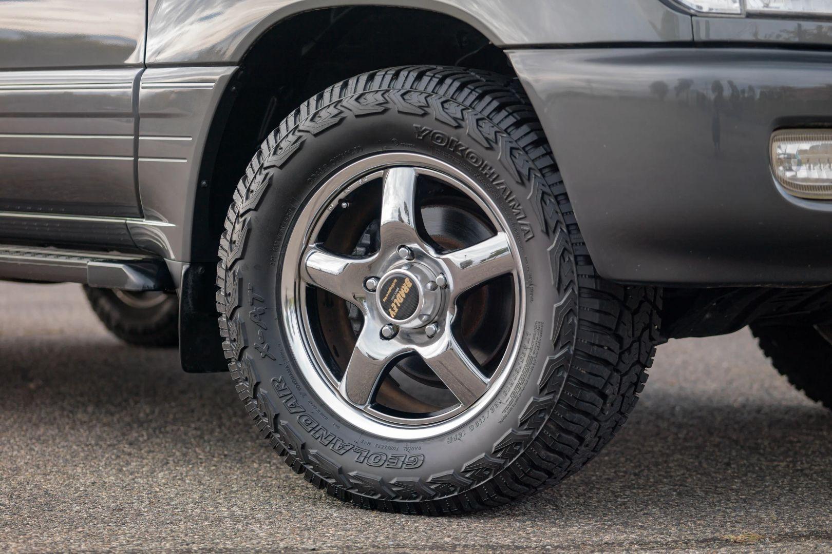 1999 Toyota Land Cruiser