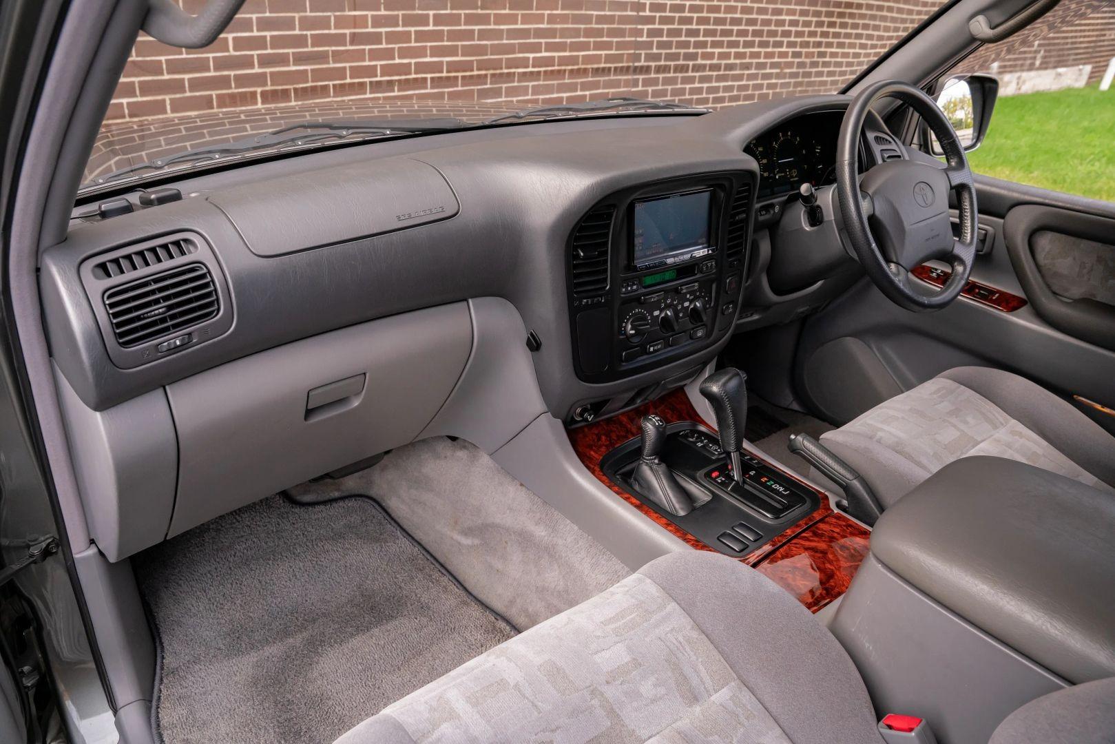 1999 Toyota Land Cruiser