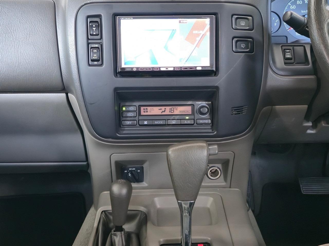 1998 Nissan Safari Gran Road