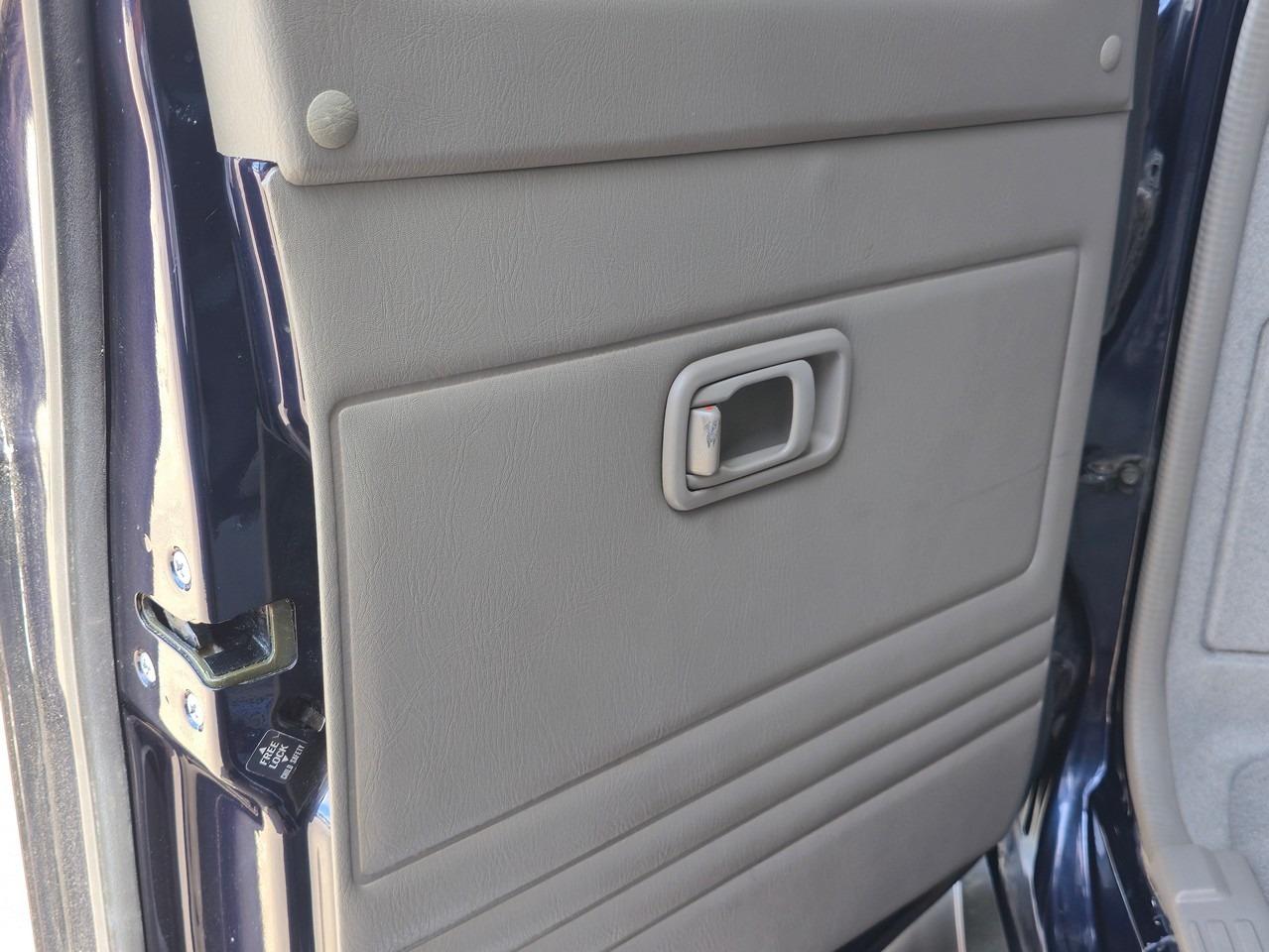 1998 Nissan Safari Gran Road