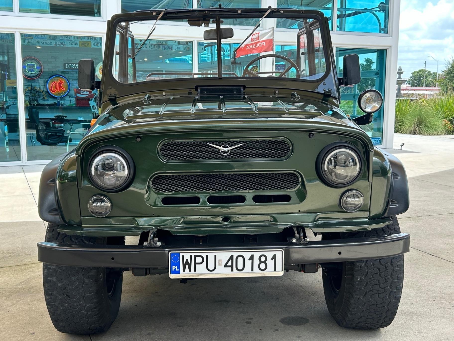 1990 UAZ 469 - 4