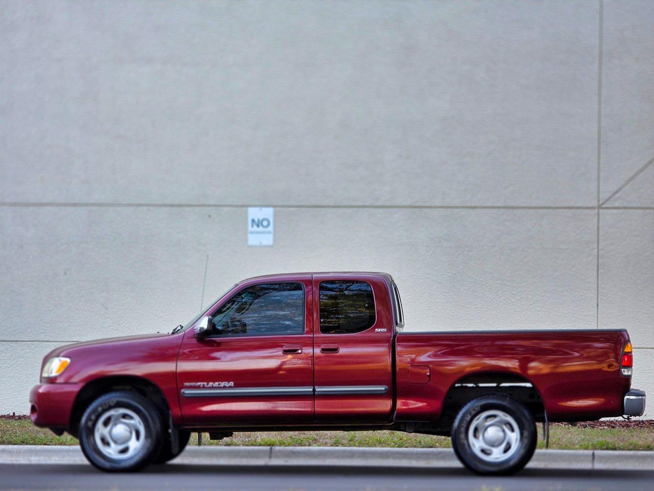 2004 Toyota Tundra Access Cab - 2