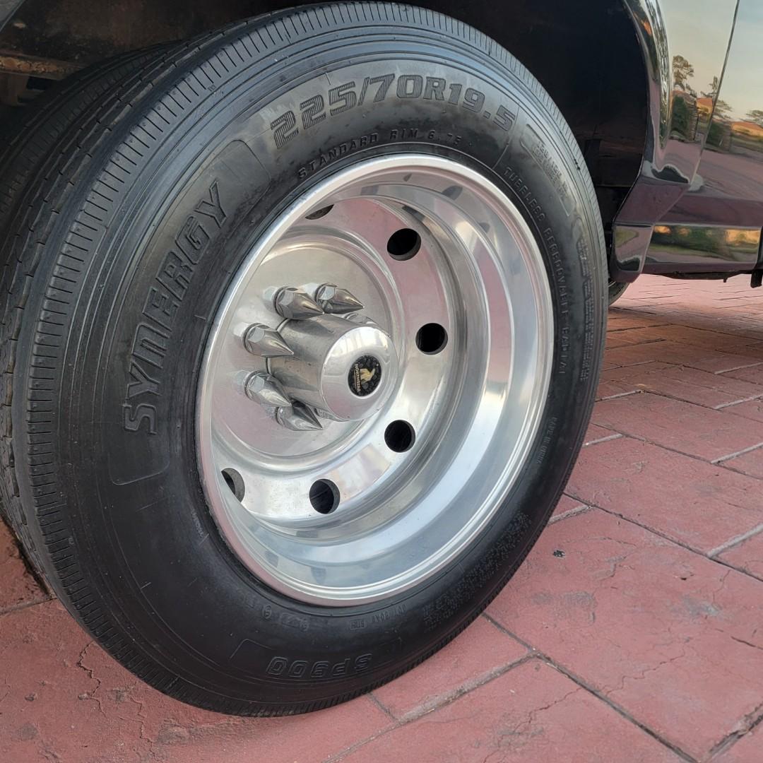 1989 Ford F-350 XLT Lariat