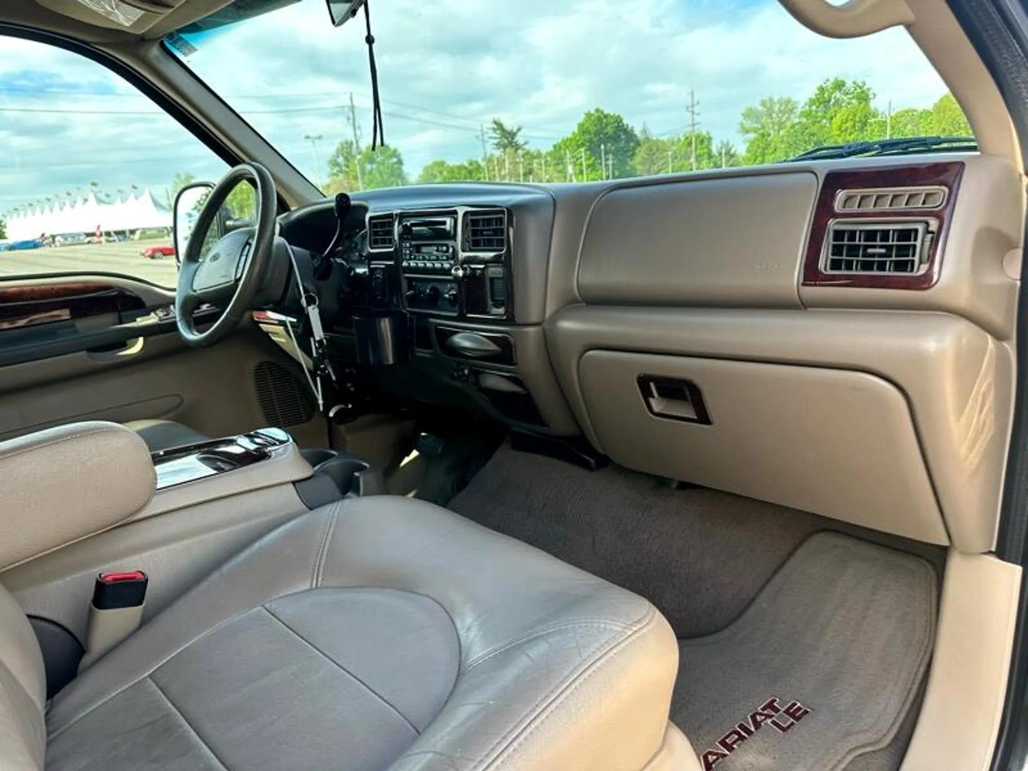 2000 Ford F-350 SD Lariat