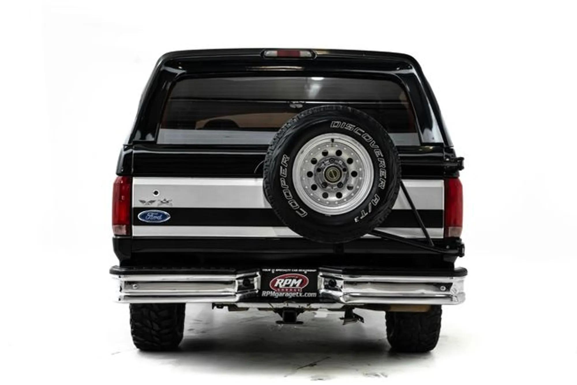 1996 Ford Bronco XLT - 3