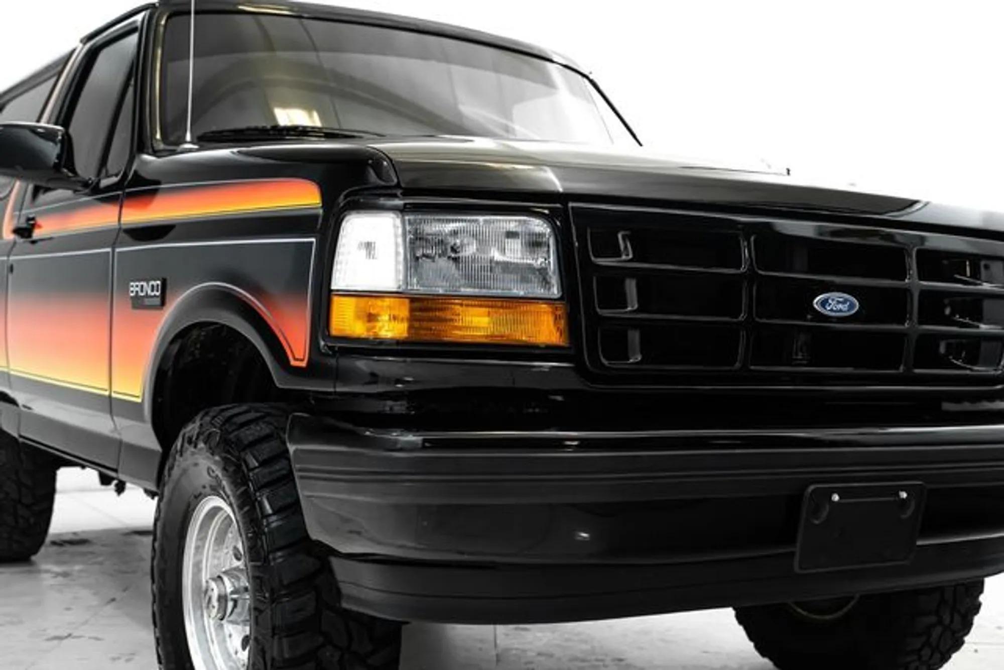 1996 Ford Bronco XLT
