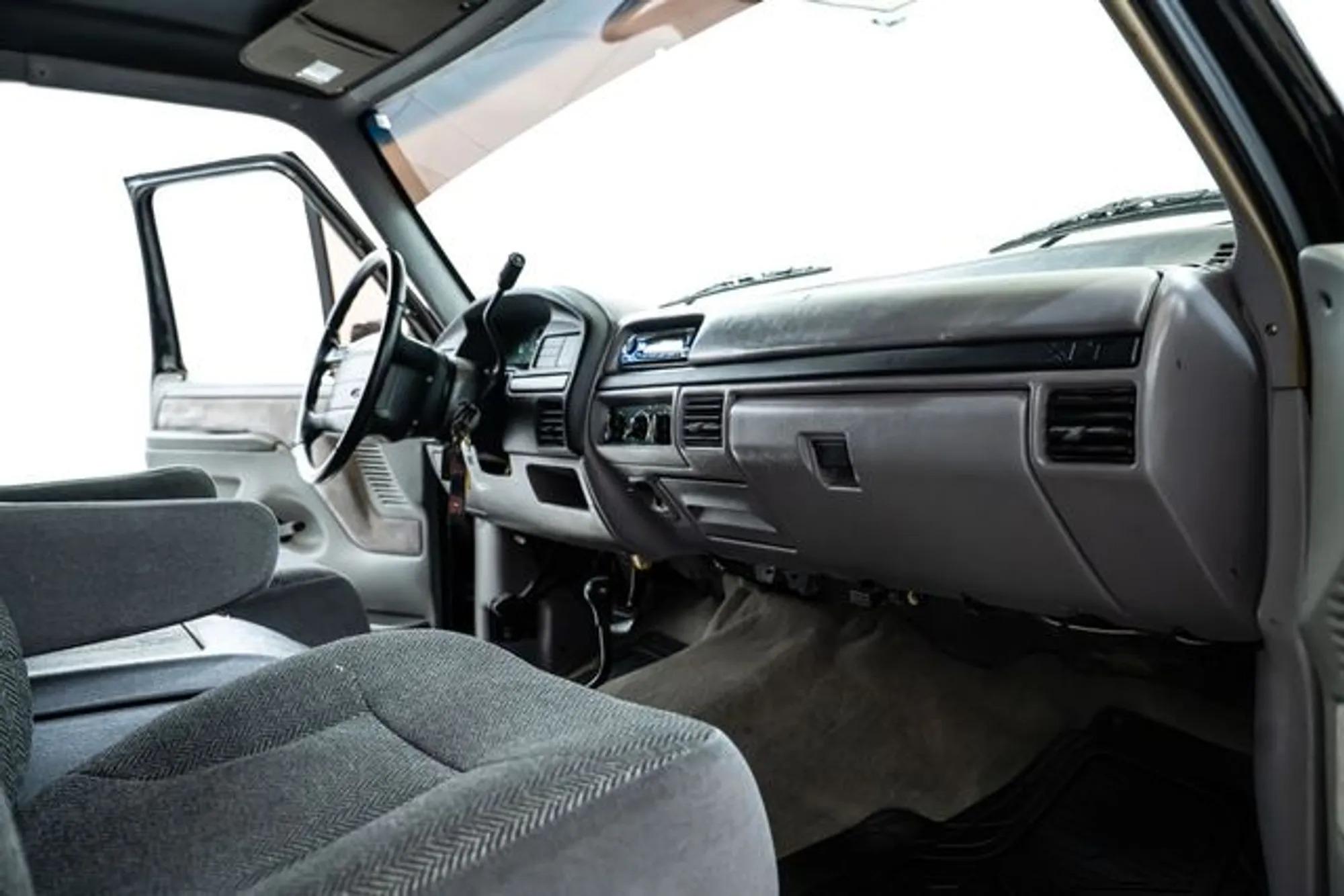 1996 Ford Bronco XLT