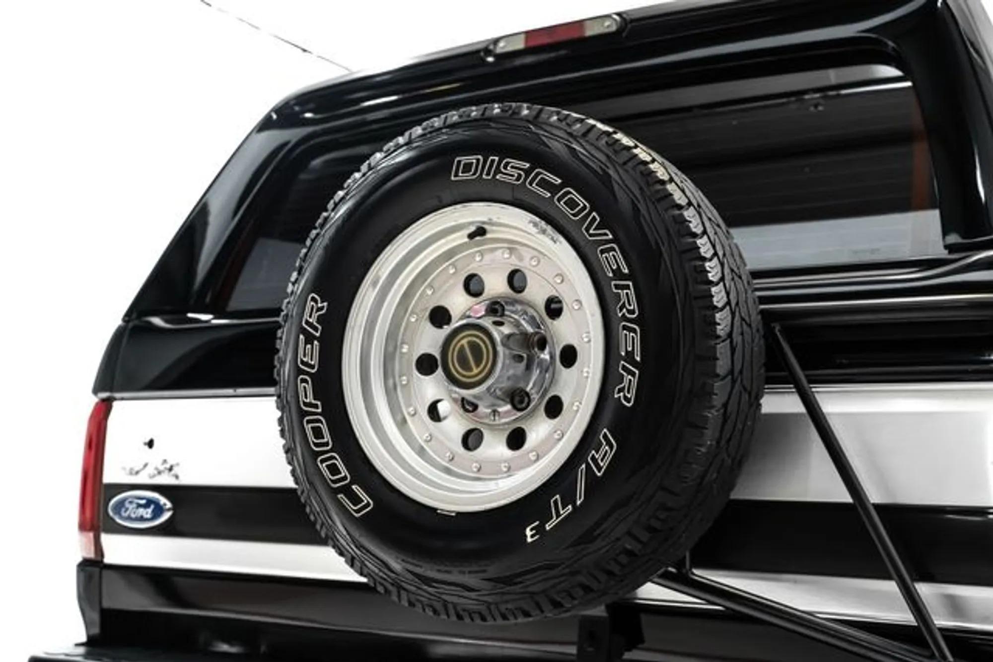 1996 Ford Bronco XLT
