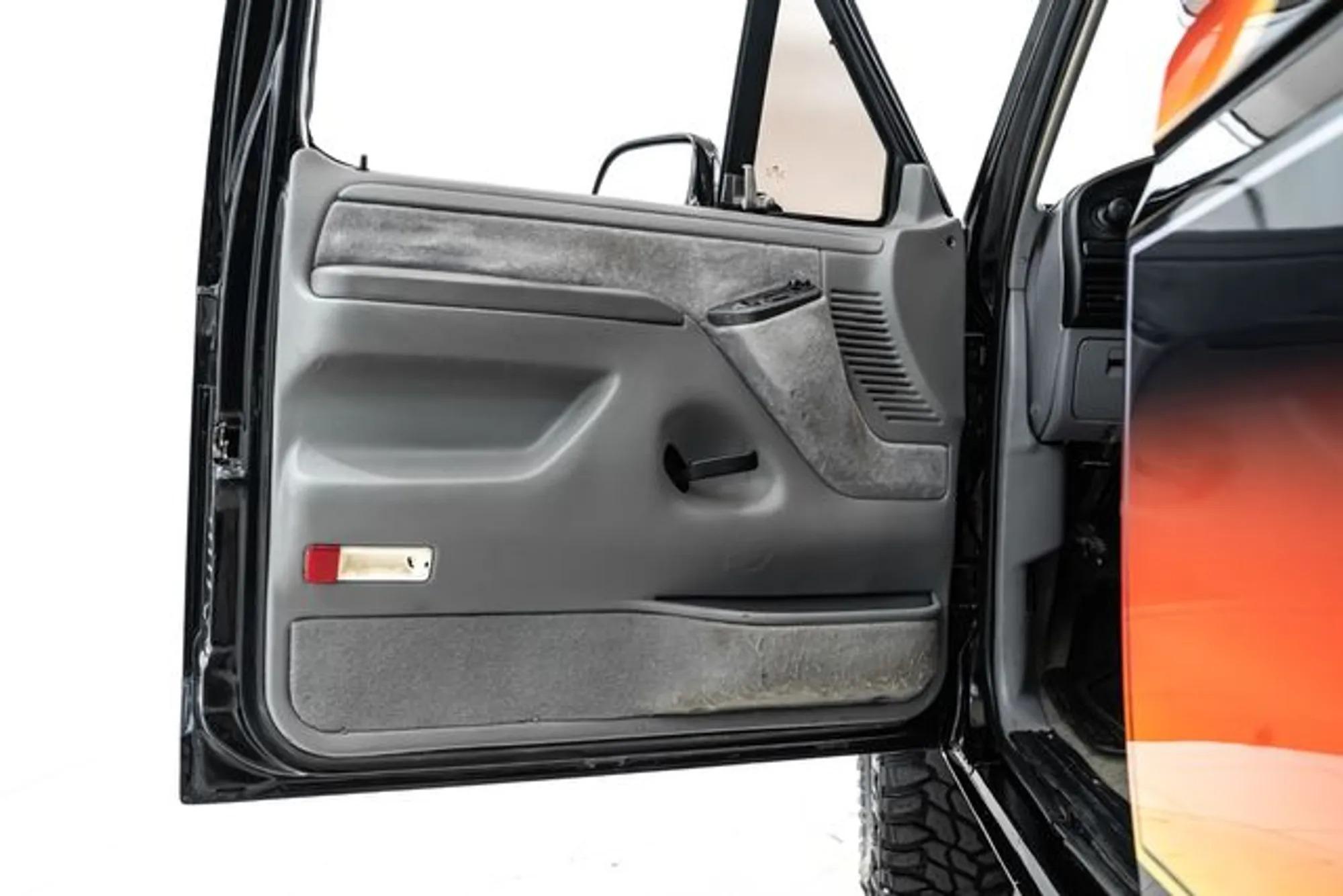 1996 Ford Bronco XLT