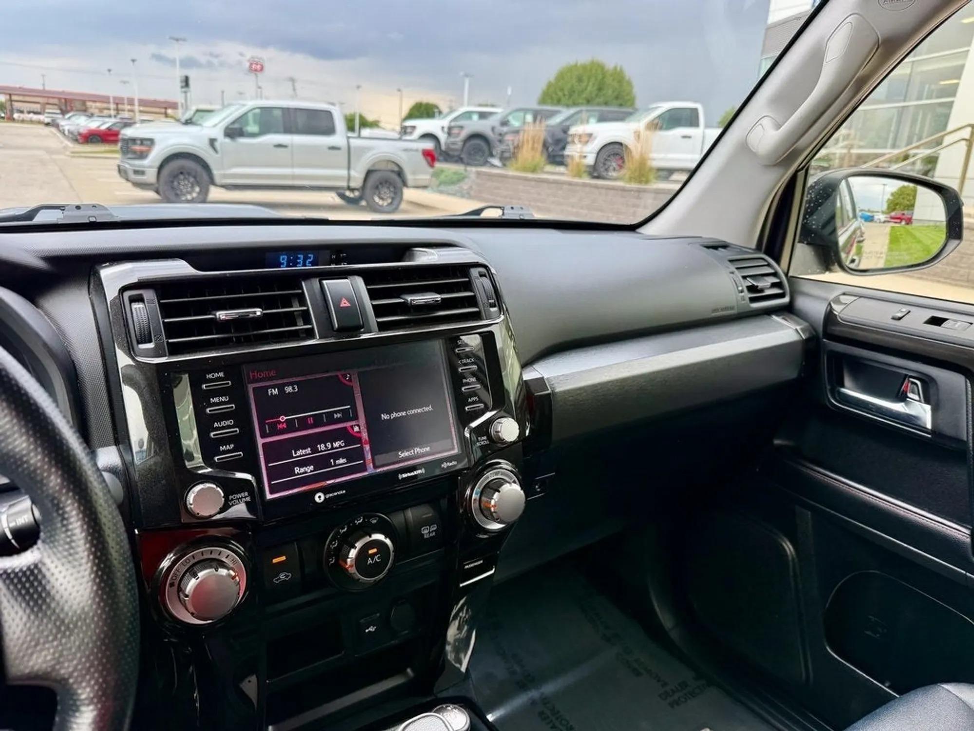 2024 Toyota 4Runner TRD Off-Road Premium