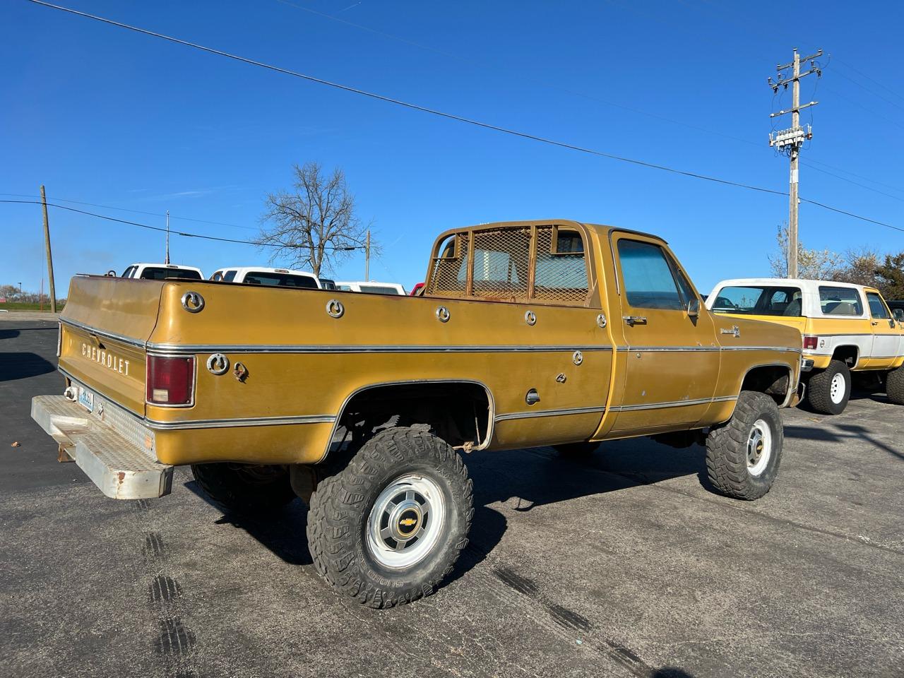1976 Chevrolet K20 Bonanza - 2