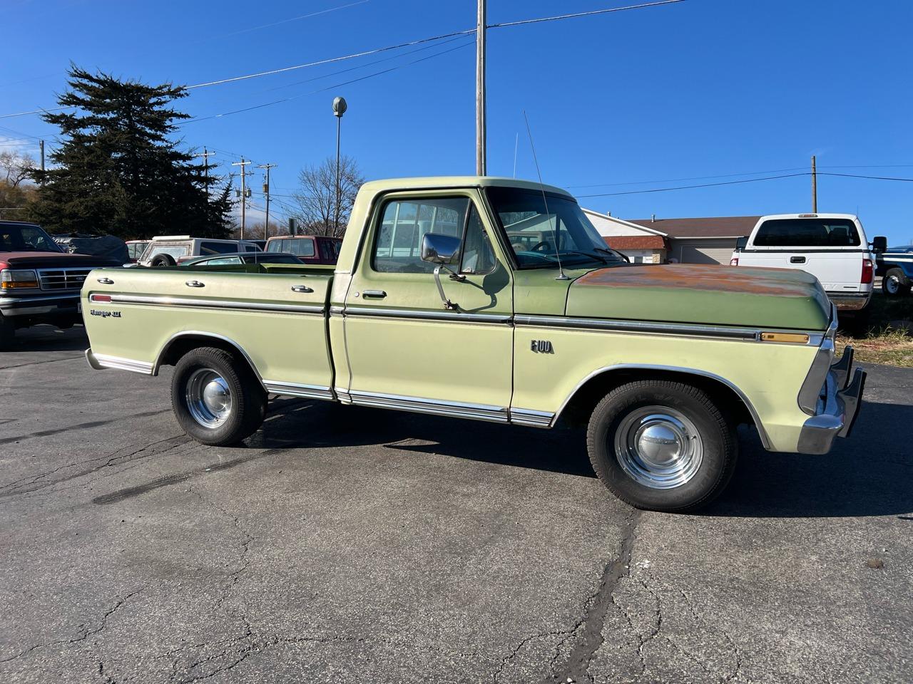 1974 Ford F100 Ranger XLT - 2