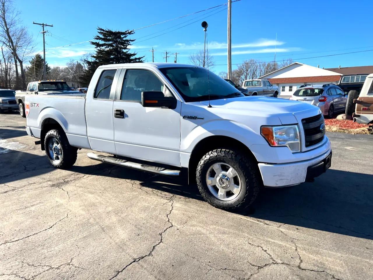 2014 Ford F-150 STX 4×4 - 2