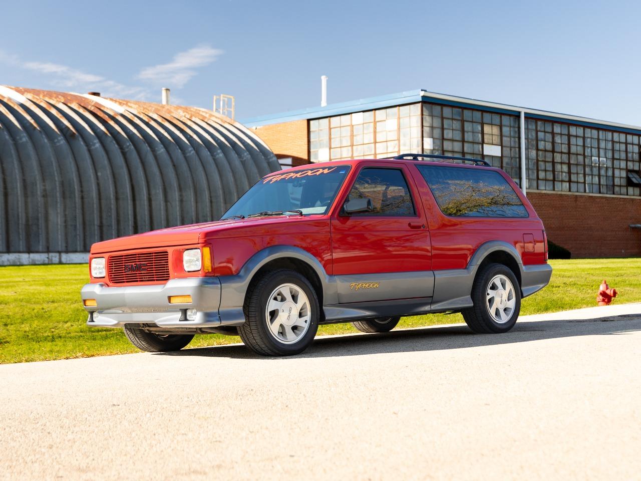  GMC Typhoon
