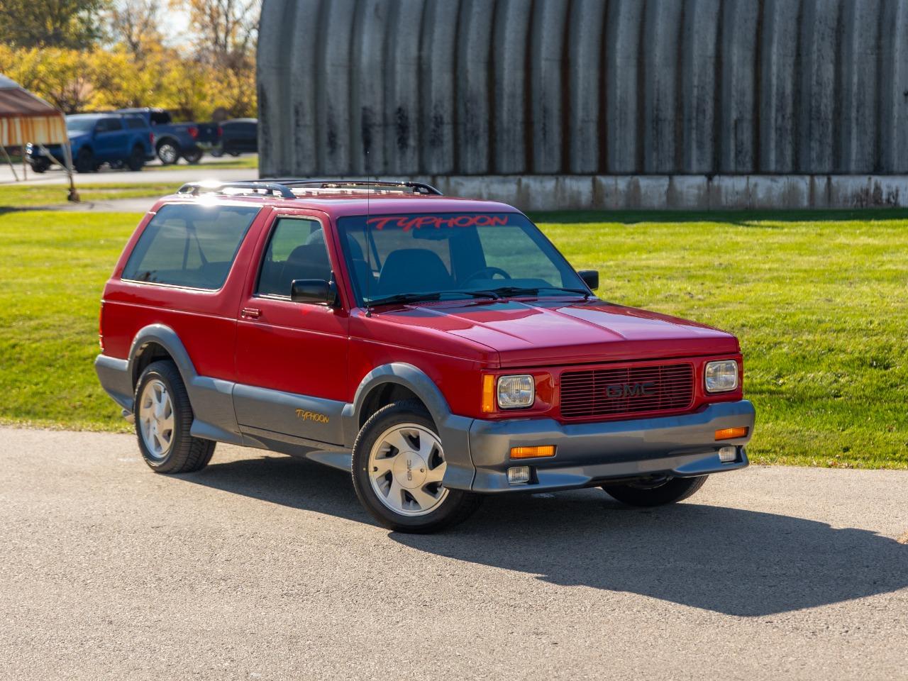 1993 GMC Typhoon - 2