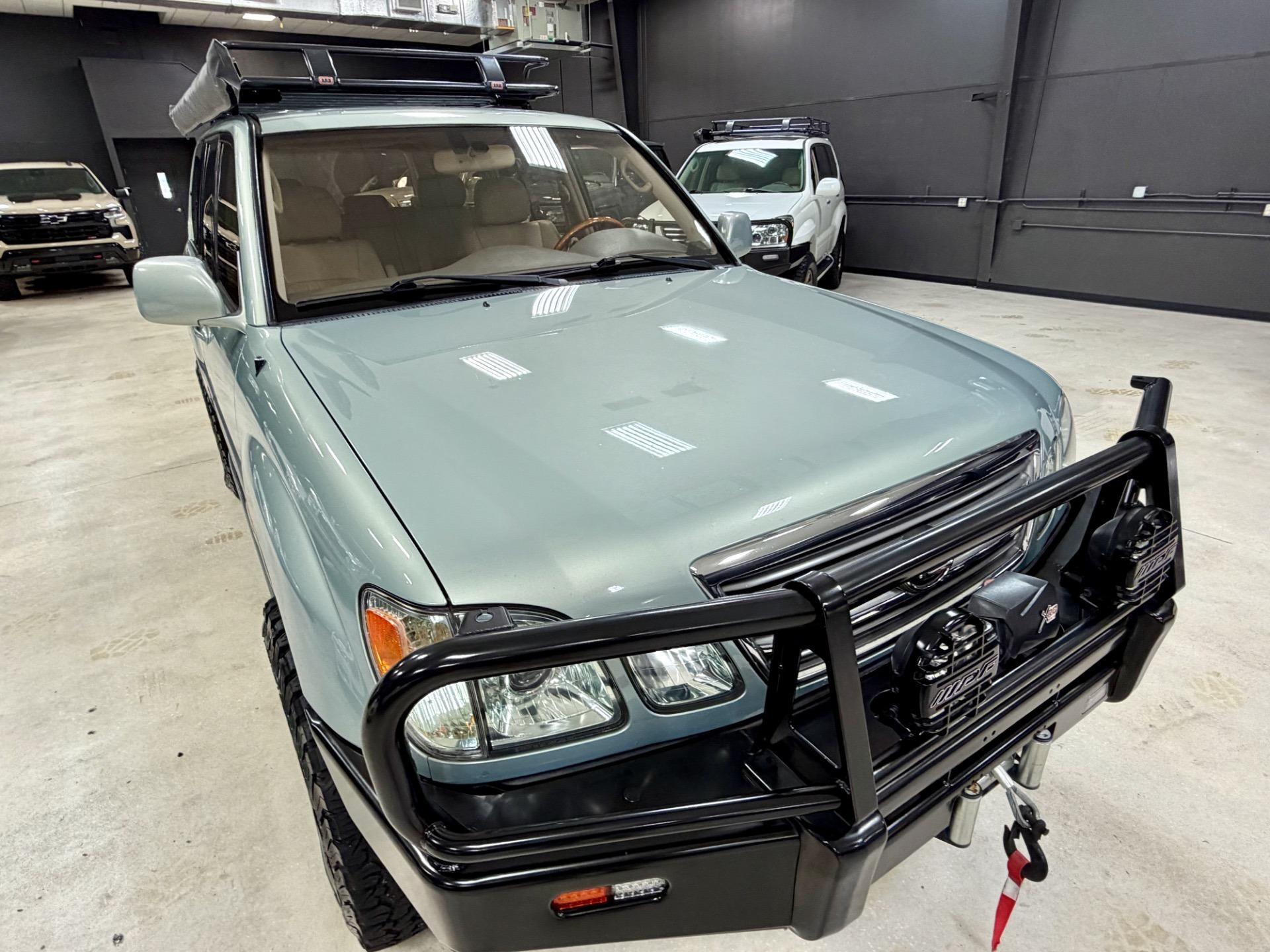 2003 Lexus LX 470