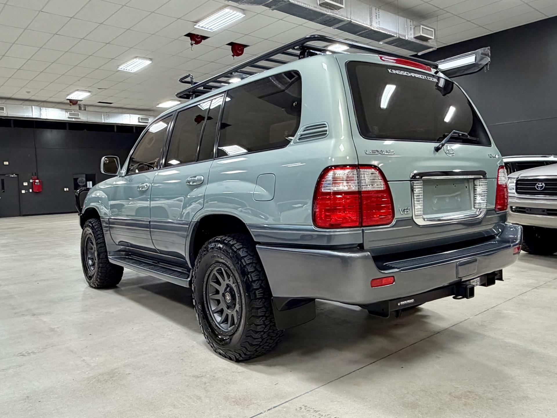 2003 Lexus LX 470