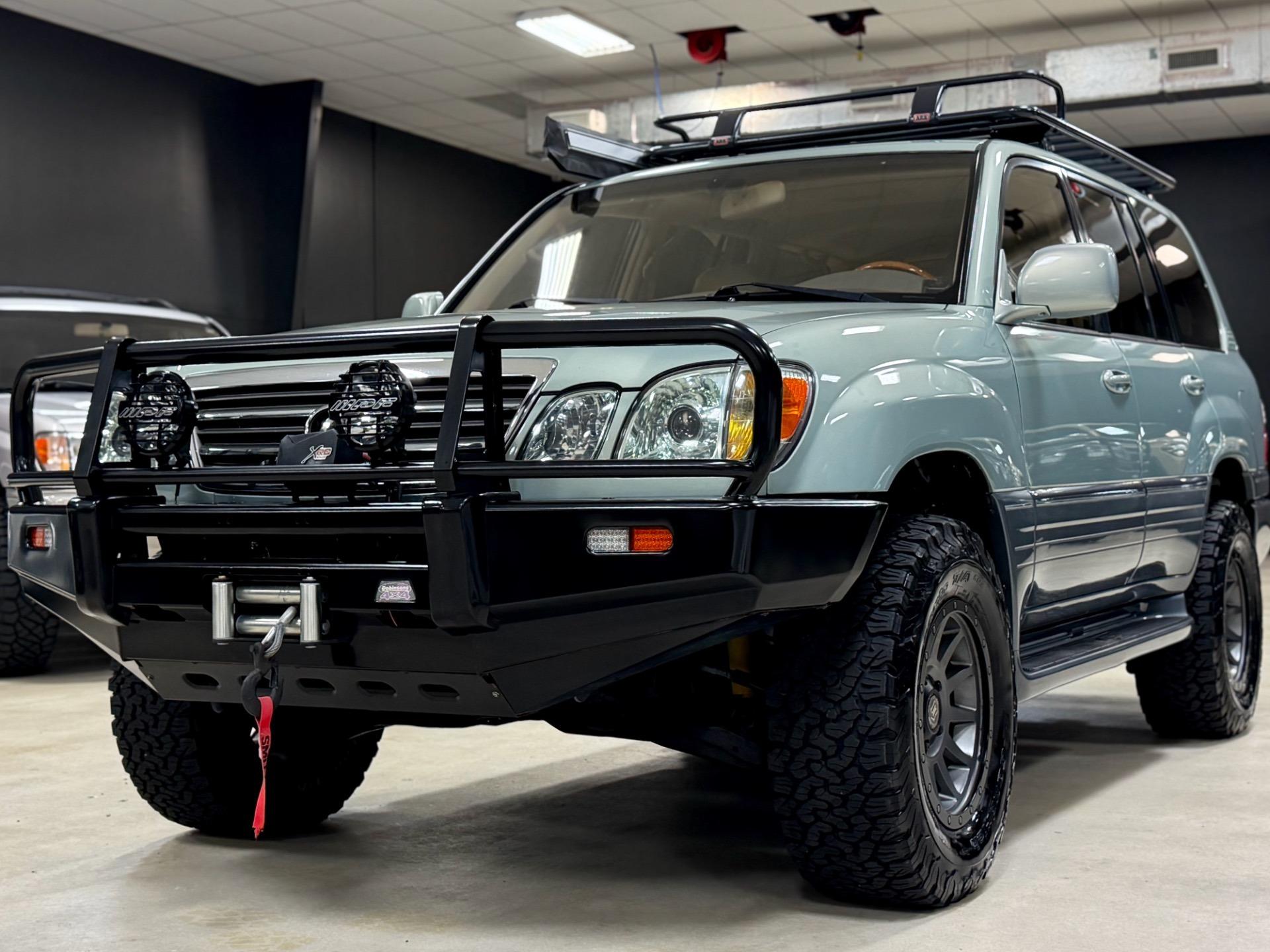 2003 Lexus LX 470 - 3