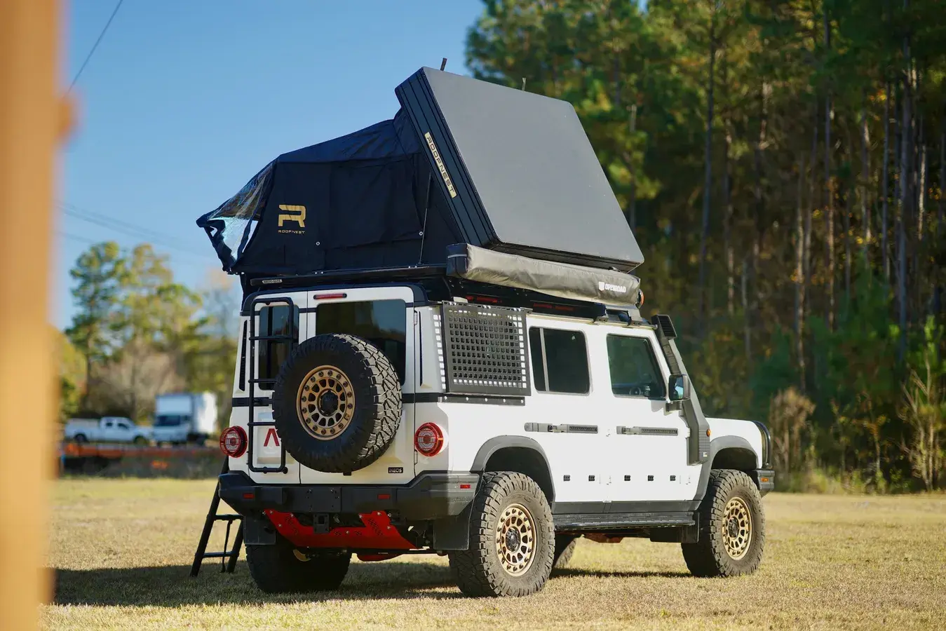 2024 INEOS Grenadier Signature Off-Road Edition