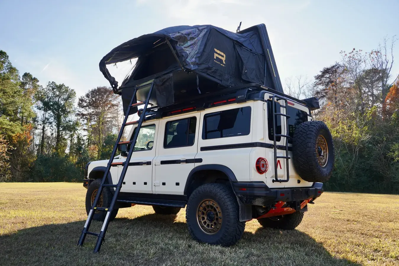 2024 INEOS Grenadier Signature Off-Road Edition