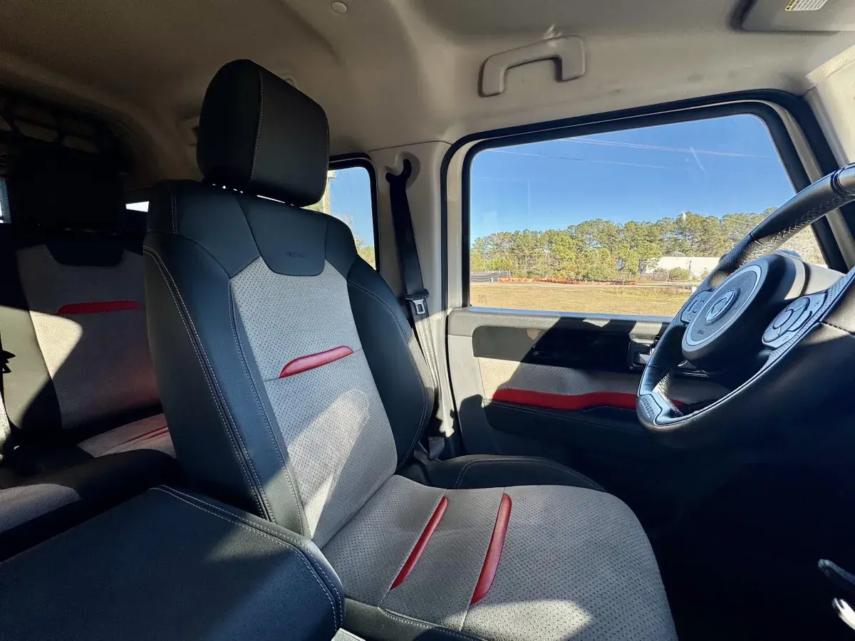 2024 INEOS Grenadier Signature Off-Road Edition