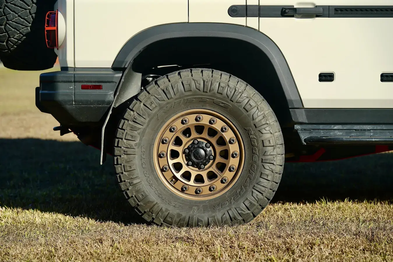 2024 INEOS Grenadier Signature Off-Road Edition