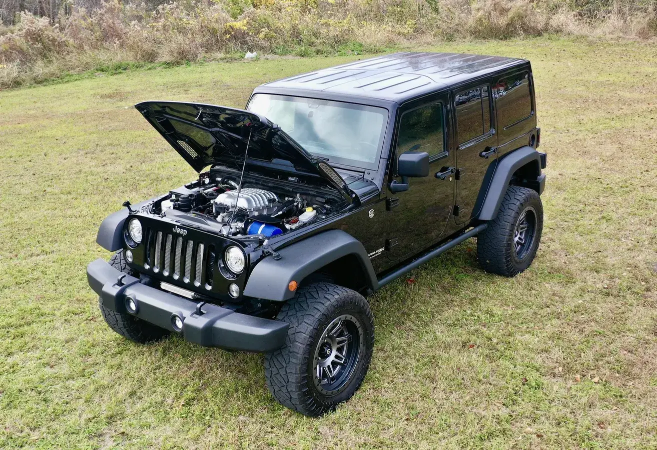 Hellcat-Powered 2018 Jeep Wrangler Rubicon