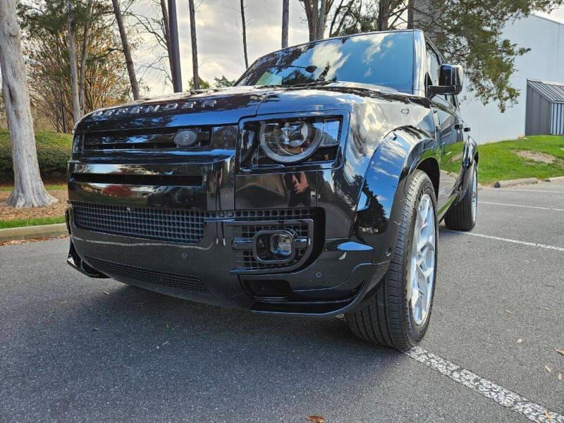 2024 Land Rover Defender 110 Urban Widetrack