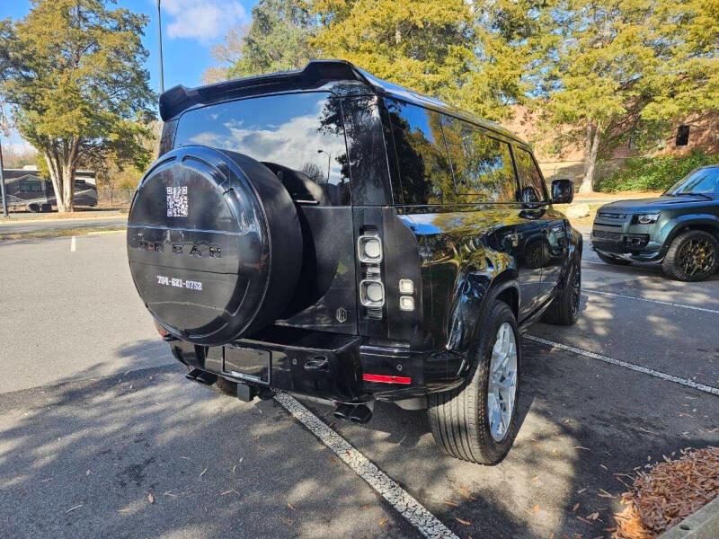 2024 Land Rover Defender 110 Urban Widetrack