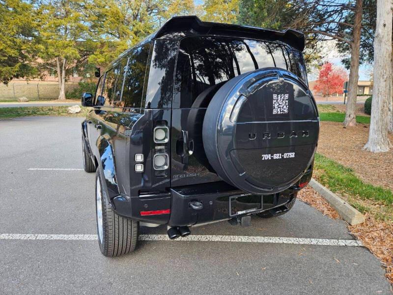 2024 Land Rover Defender 110 Urban Widetrack