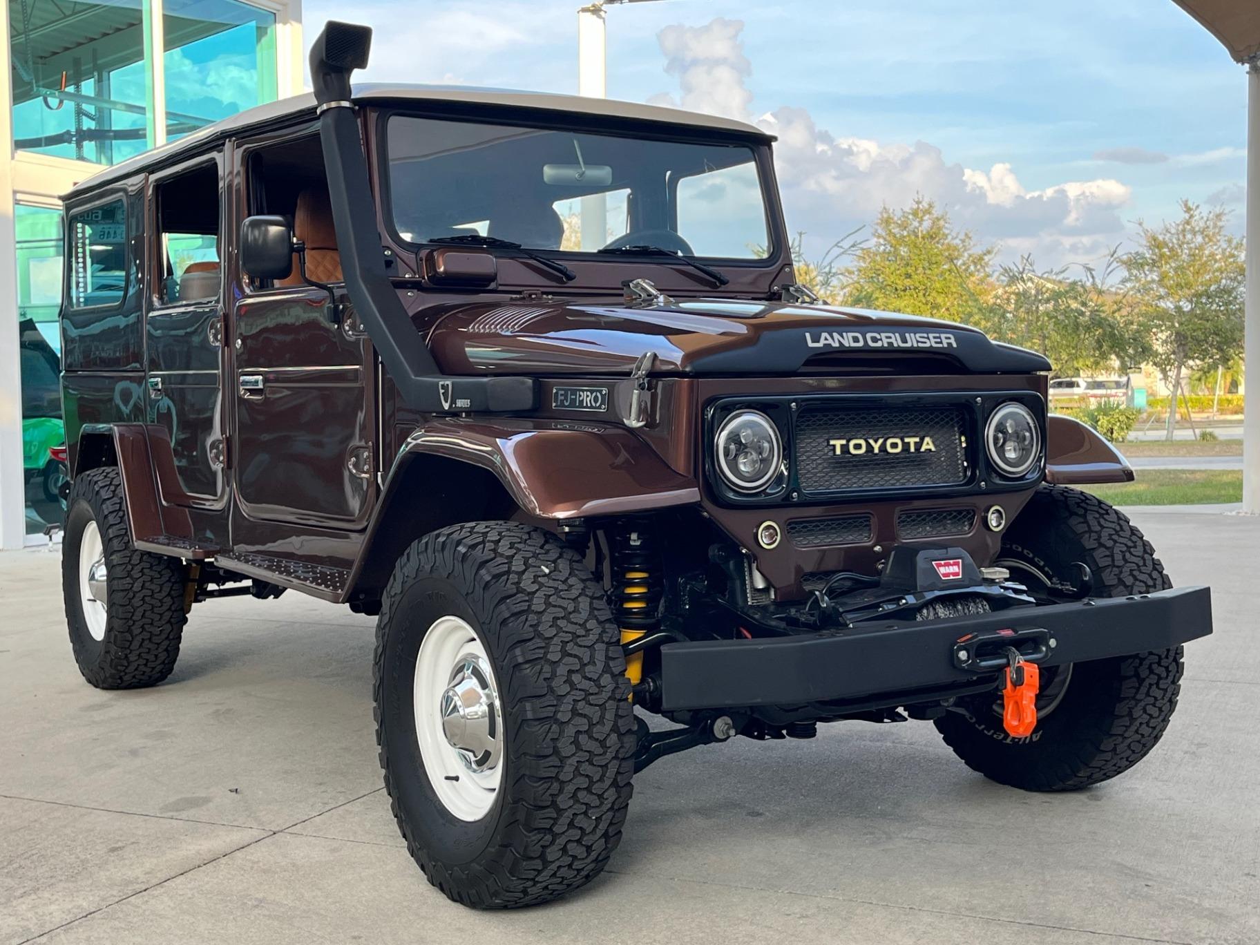 1984 Toyota Land Cruiser FJ45 - 2