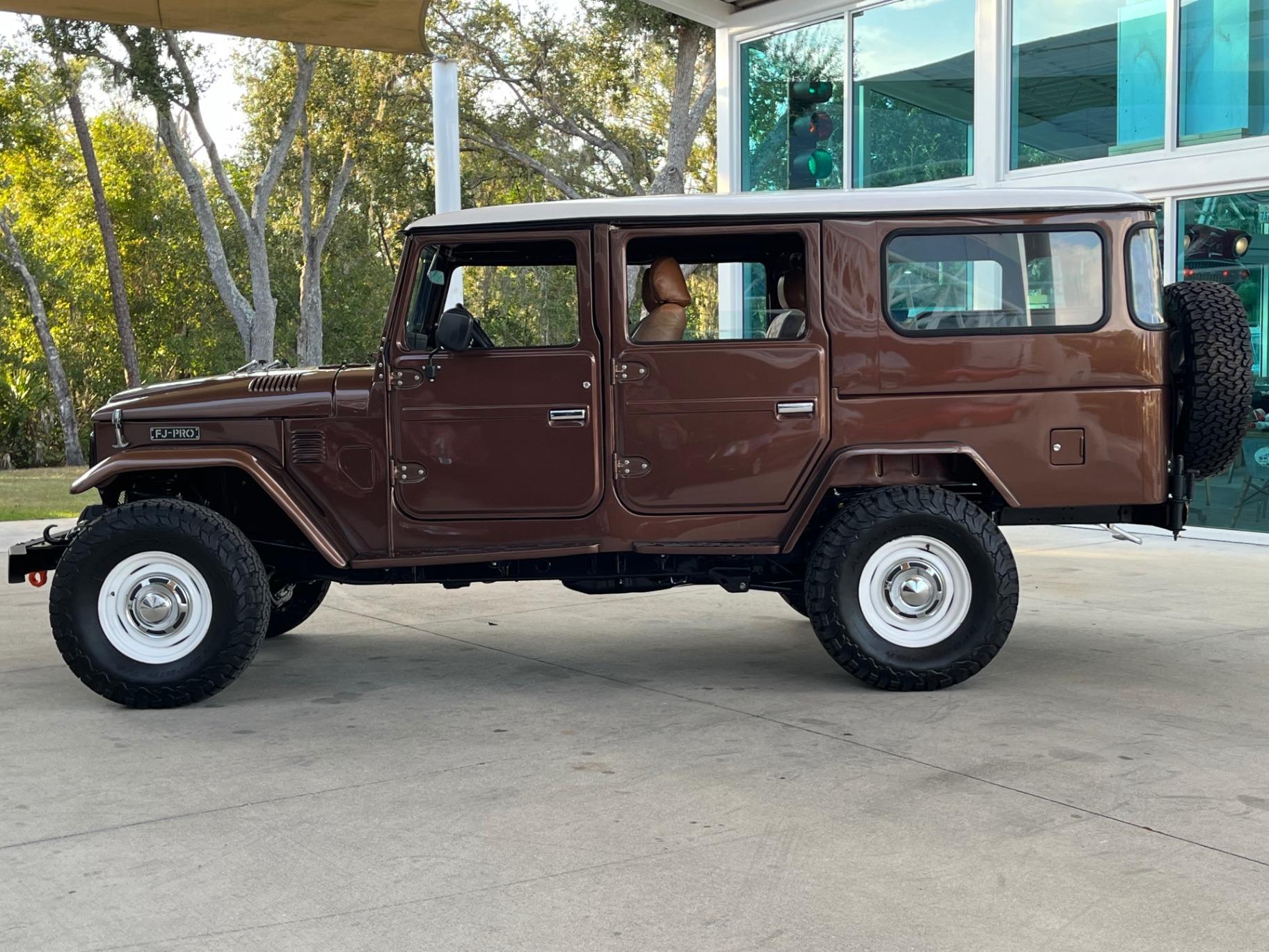 1984 Toyota Land Cruiser FJ45 - 3